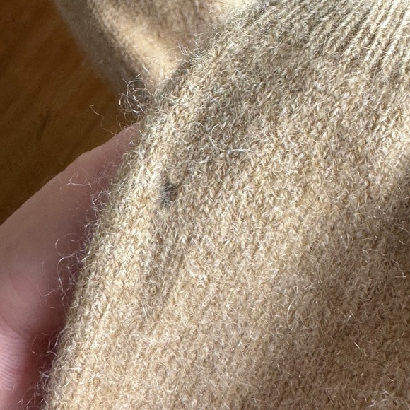 Ralph Lauren Purple Label Pure Cashmere Camel V-Neck Sweater - Picture 3 of 4